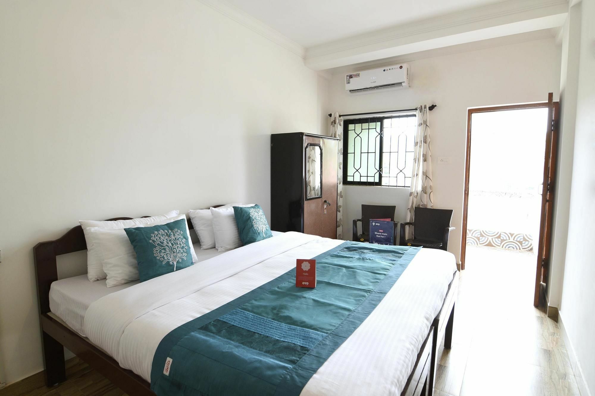 Frank Guest House Baga Exterior foto